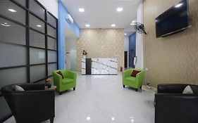 RedDoorz Plus @ Cemara Asri Medan